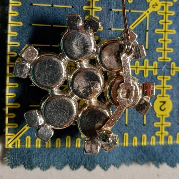 Vintage, brooch in the style of Kramer - Picture 3 of 6